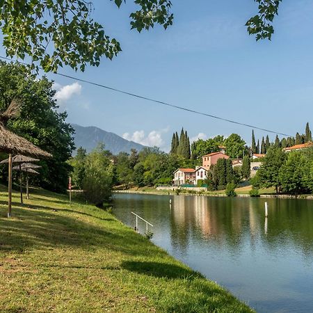 Camping Les Rives Du Lac De Vinca Exterior foto