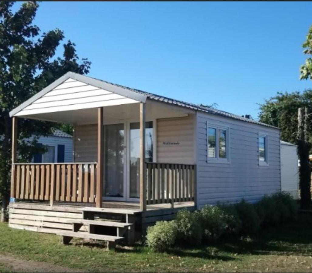 Camping Les Rives Du Lac De Vinca Exterior foto